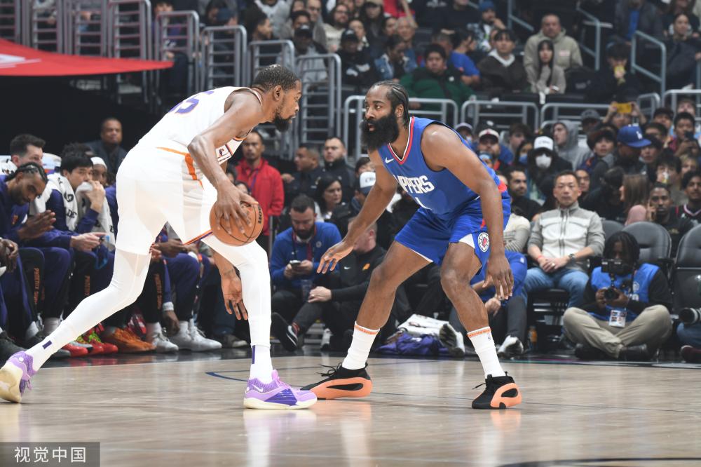 而曼城拿到 而曼城拿到