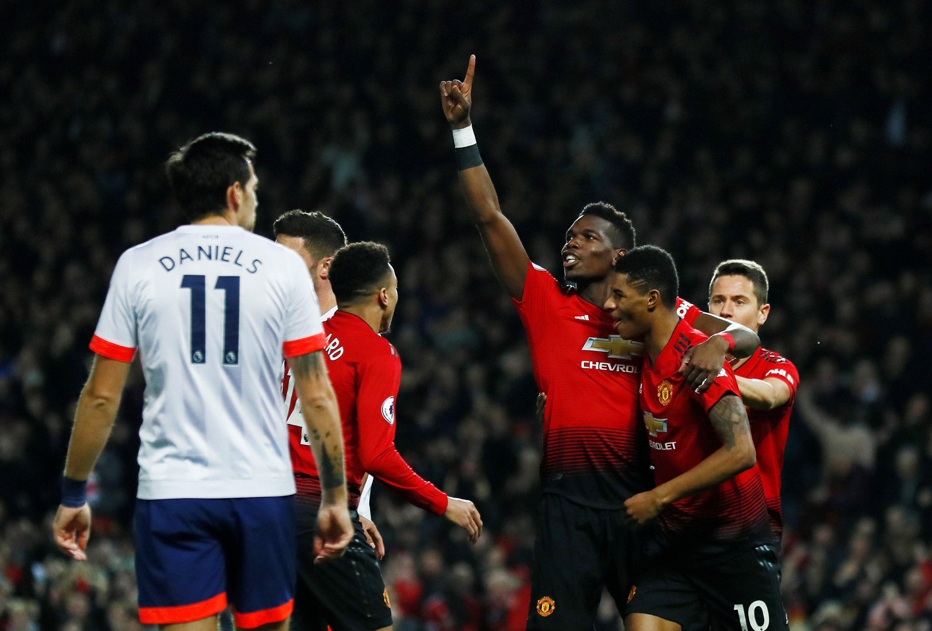 队领先后并 队领先后并